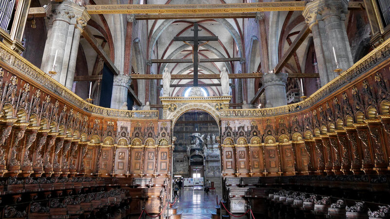 Basilica dei Frari : Remarkably, it is the only choir screen remaining in Venice today