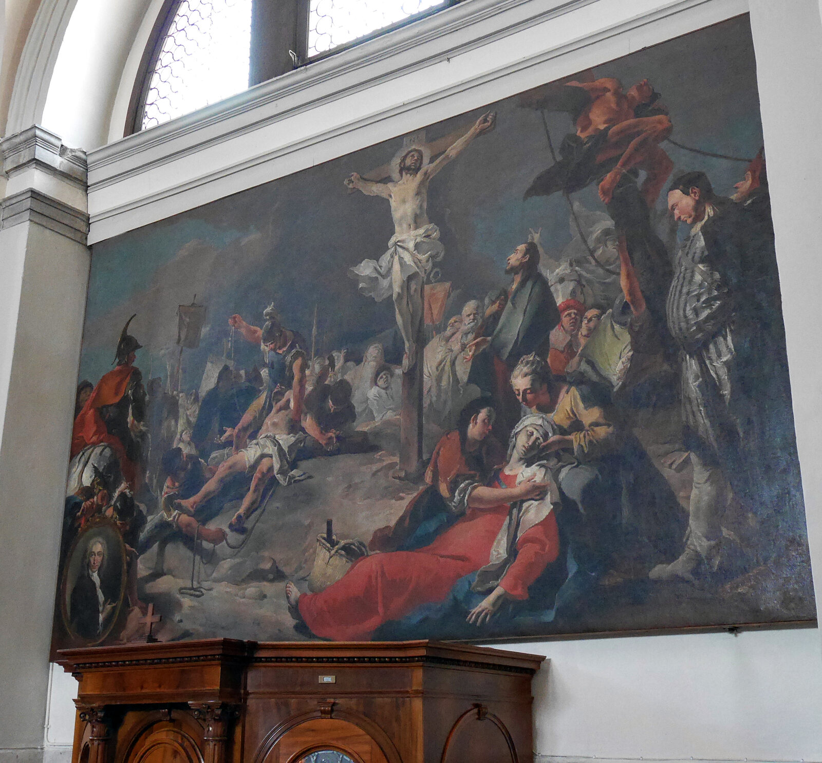 Burano : Entry to the church is free, and it's worth a visit, if only to see a rare youthful work by Giambattista Tiepolo