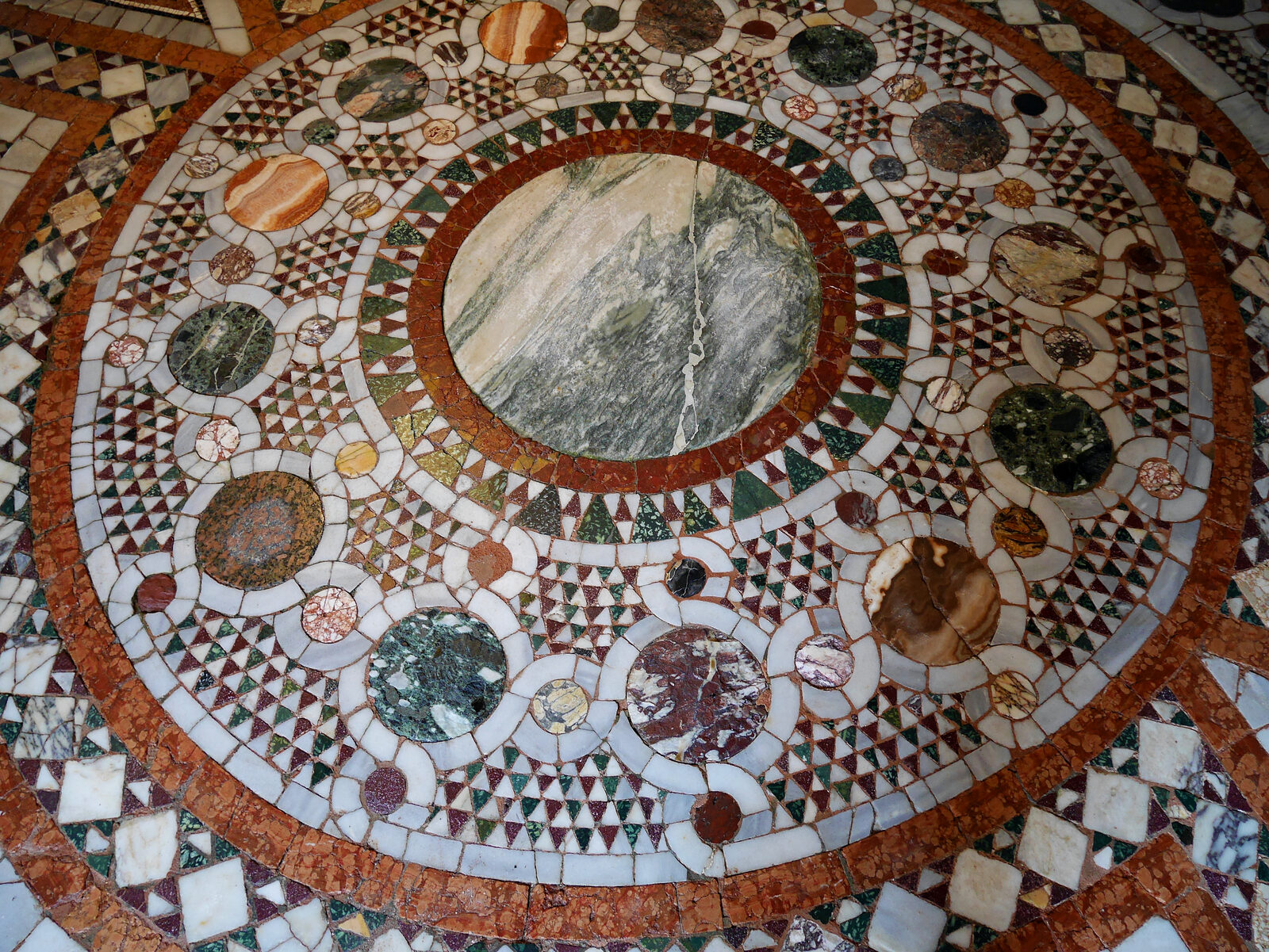 Ca' d'Oro : These rare marbles come from various corners of the world: Egypt, Greece, Turkey, and Tunisia