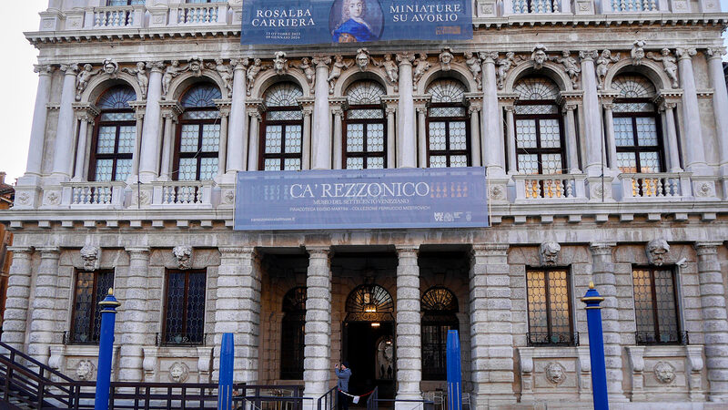 Ca' Rezzonico : The facade overlooking the Grand Canal