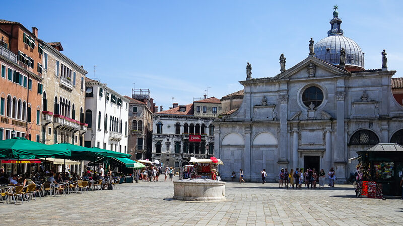 Campo Santa Maria Formosa : Southward view of the campo, framed by inviting cafés and the Baroque facade of Santa Maria Formosa