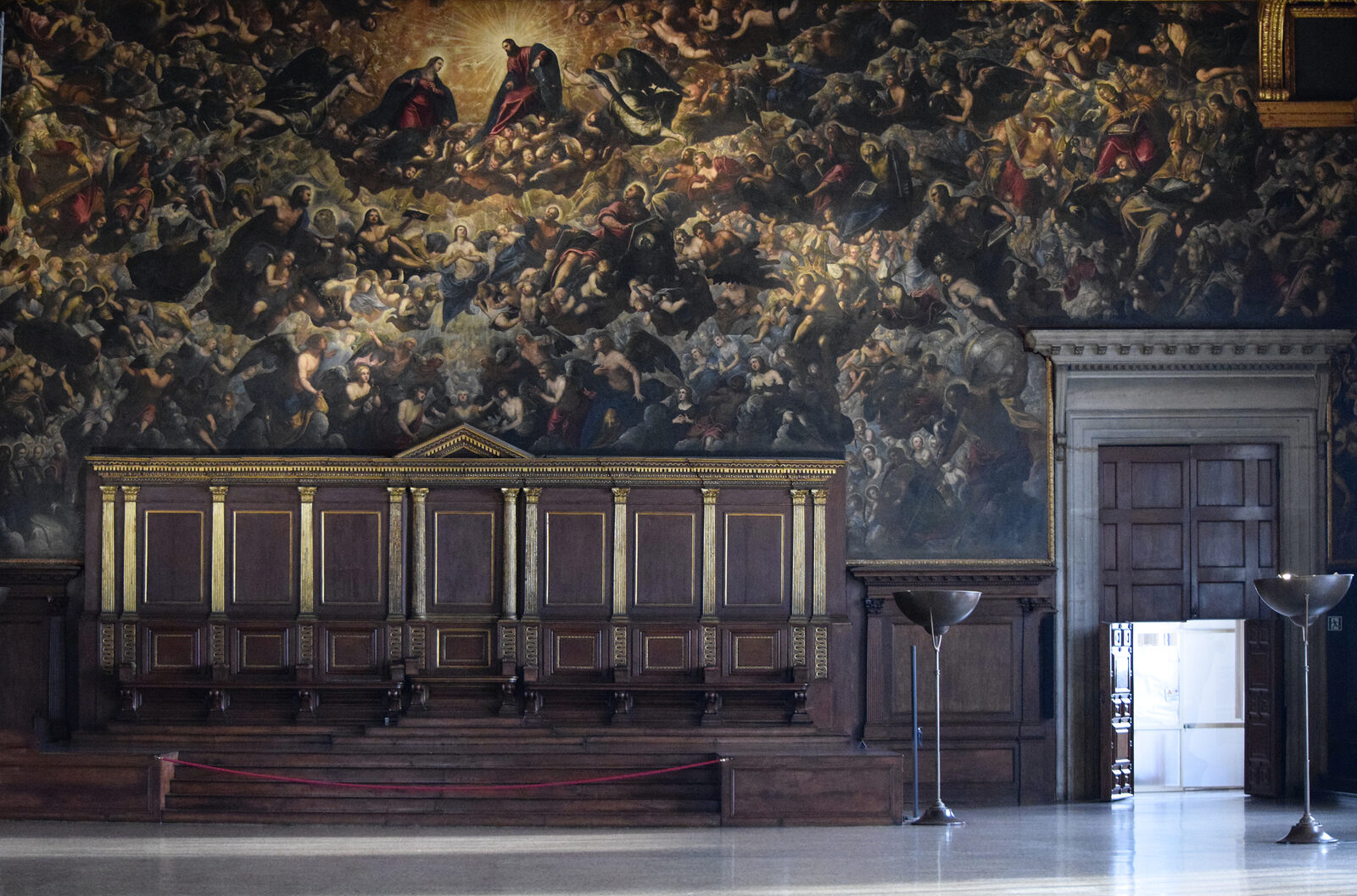 Doge's Palace : he podium from where the doge was presiding, with Tintoretto's 'Paradise' on the wall behind.