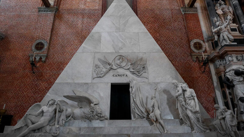 Frari Basilica : Among the many monuments within this vast church, Canova’s mausoleum stands out as perhaps the most distinctive