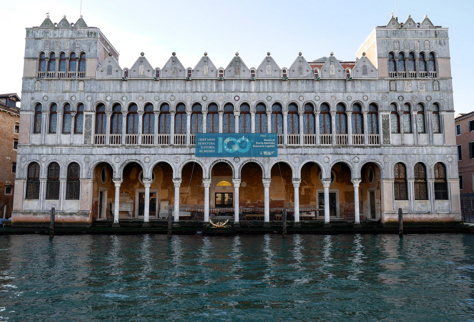 Grand Canal : An example of a 'fondaco', a building combining warehouse facilities with the merchant's residence: Fondaco dei Turchi is now housing the Natural History Museum