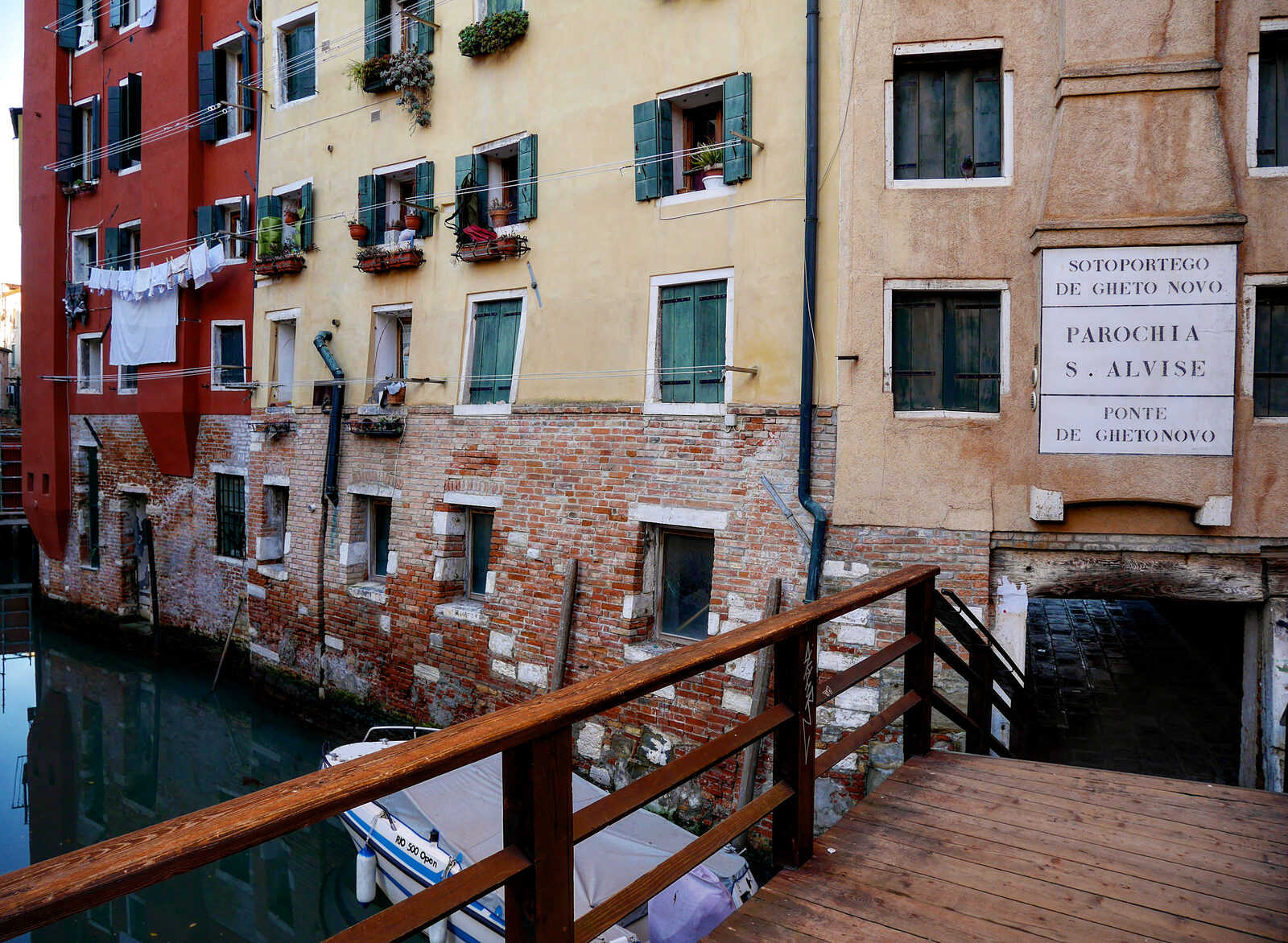 Jewish Ghetto : There were only 2 bridges connecting the main square to the city and both were closed during the nighttime curfew hours.