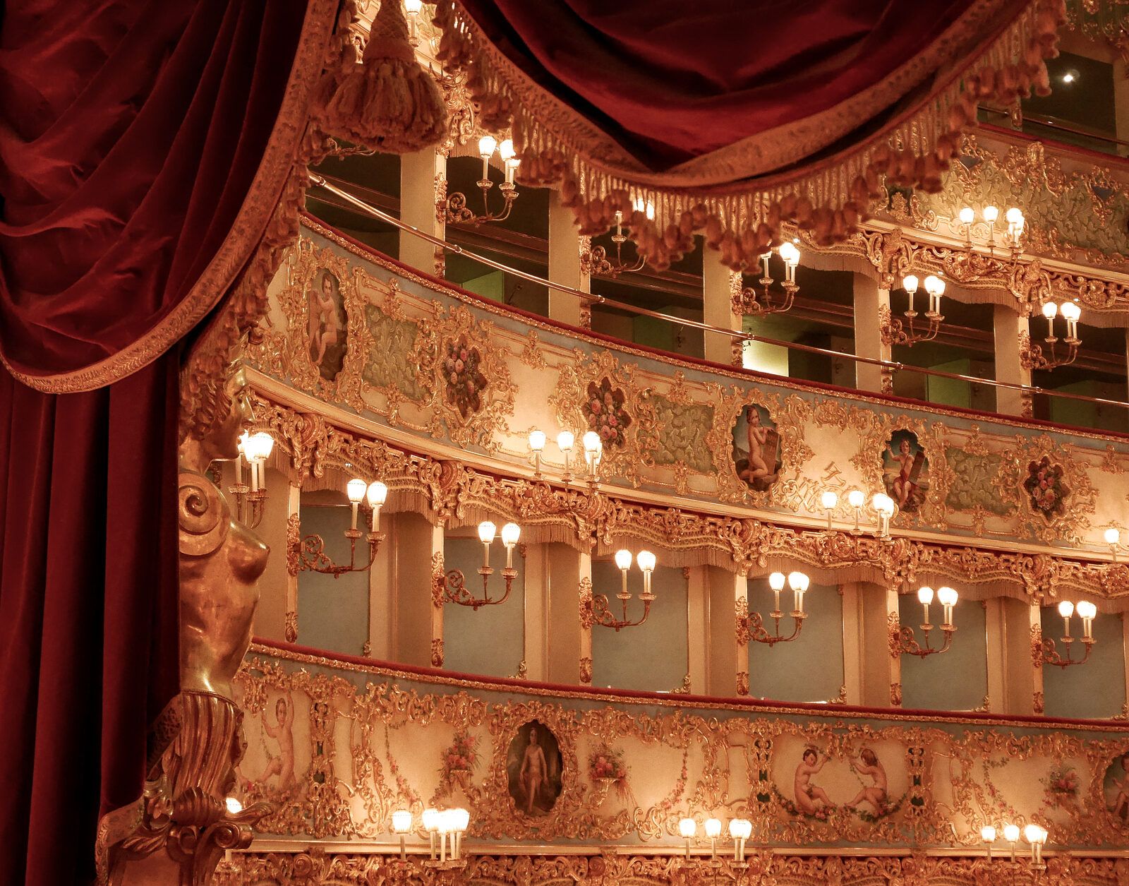 La Fenice : The boxes were designed not only to watch the performance but also to be seen by the other spectators - view from the royal box