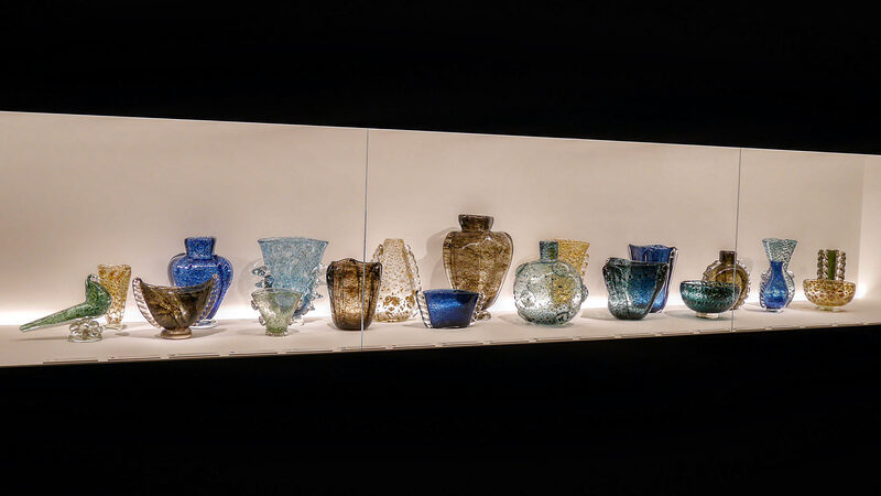 Le Stanze del Vetro : Glazen schalen en vazen in verschillende vormen en kleuren