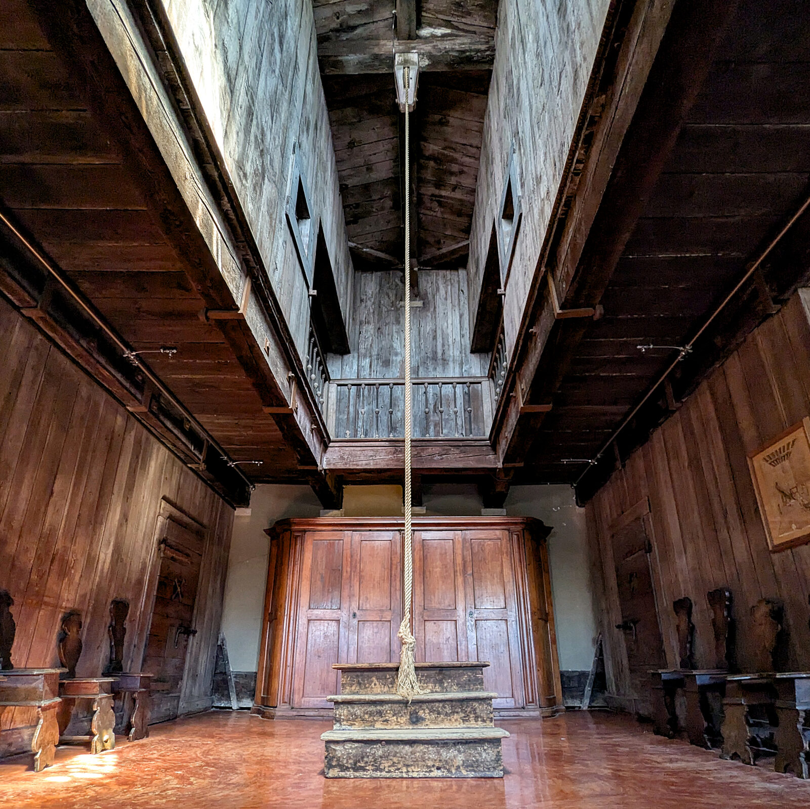 Palazzo Ducale : In the torture chamber, prisoners had their hands bound behind their backs and were hoisted upward — a method designed to quickly extract confessions