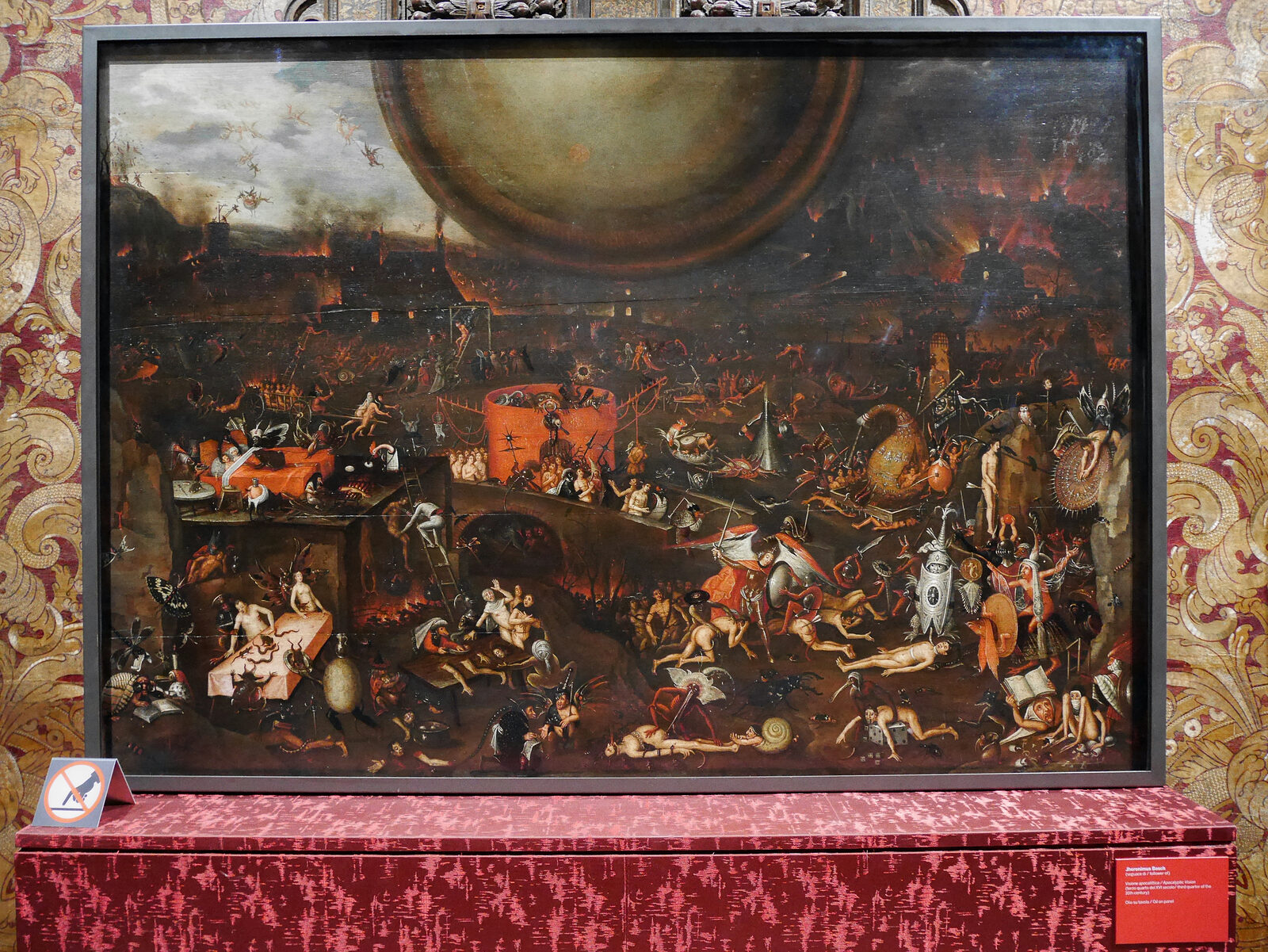 Palazzo Ducale : Not only works by Italian painters are displayed at the palace; 'Vision of the Apocalypse' is painted by one of the Antwerp-based followers of Hieronymus Bosch