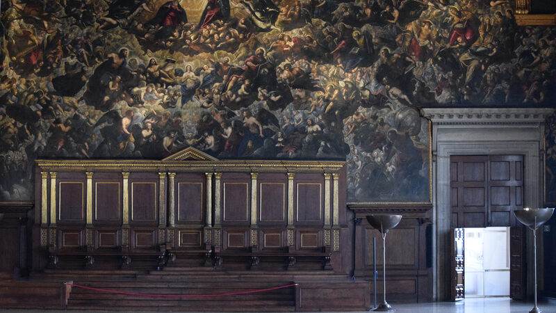 Palazzo Ducale : he podium from where the doge was presiding, with Tintoretto's 'Paradise' on the wall behind.
