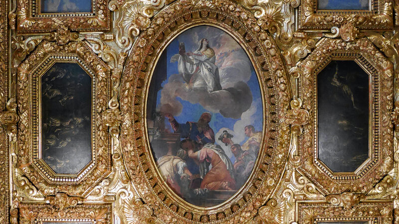 Palazzo Ducale : The magnificent ceiling of the Council Hall is adorned with paintings by Veronese