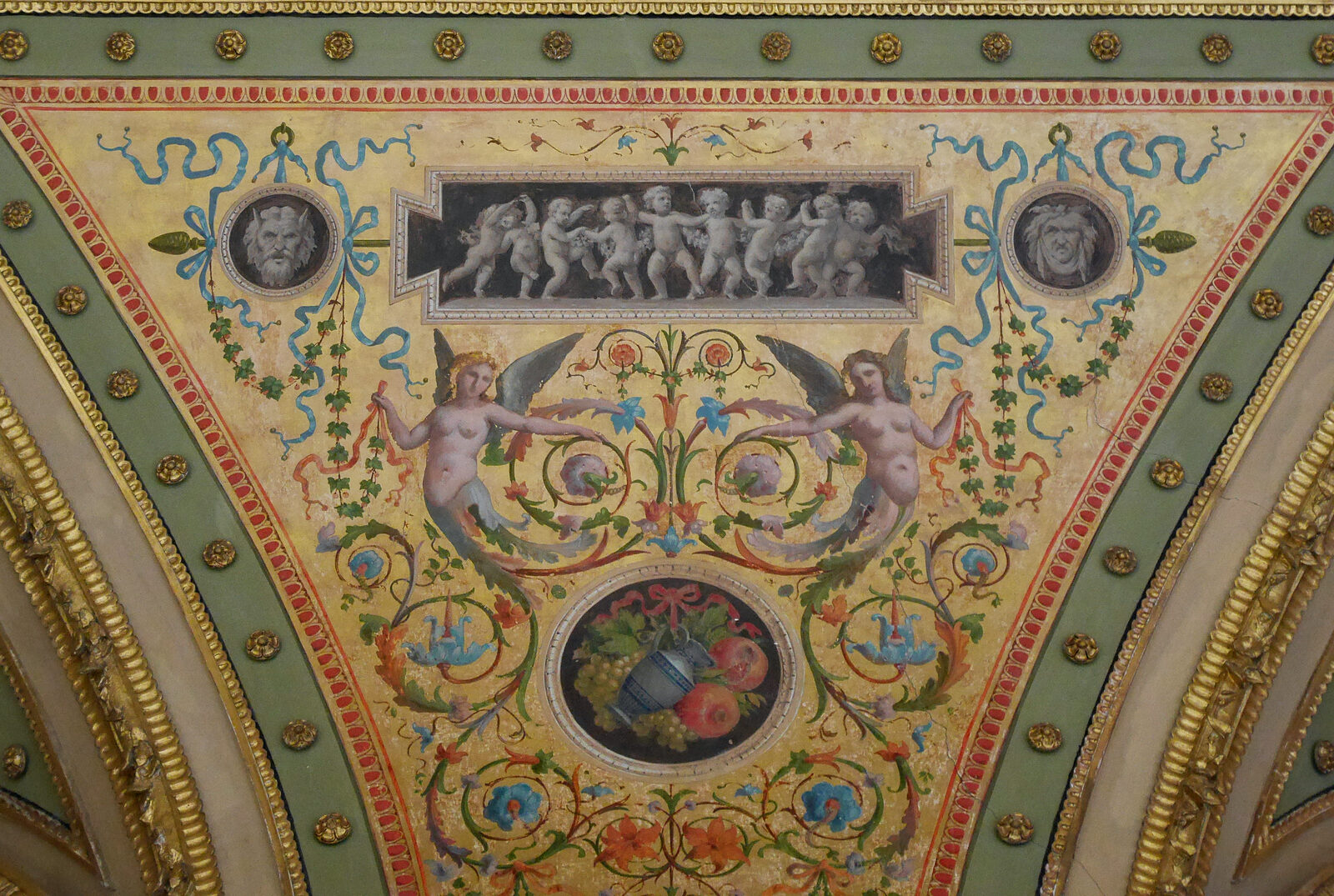 Palazzo Grassi : And even some Grotesques — though not in the abundance you'll find at Palazzo Grimani