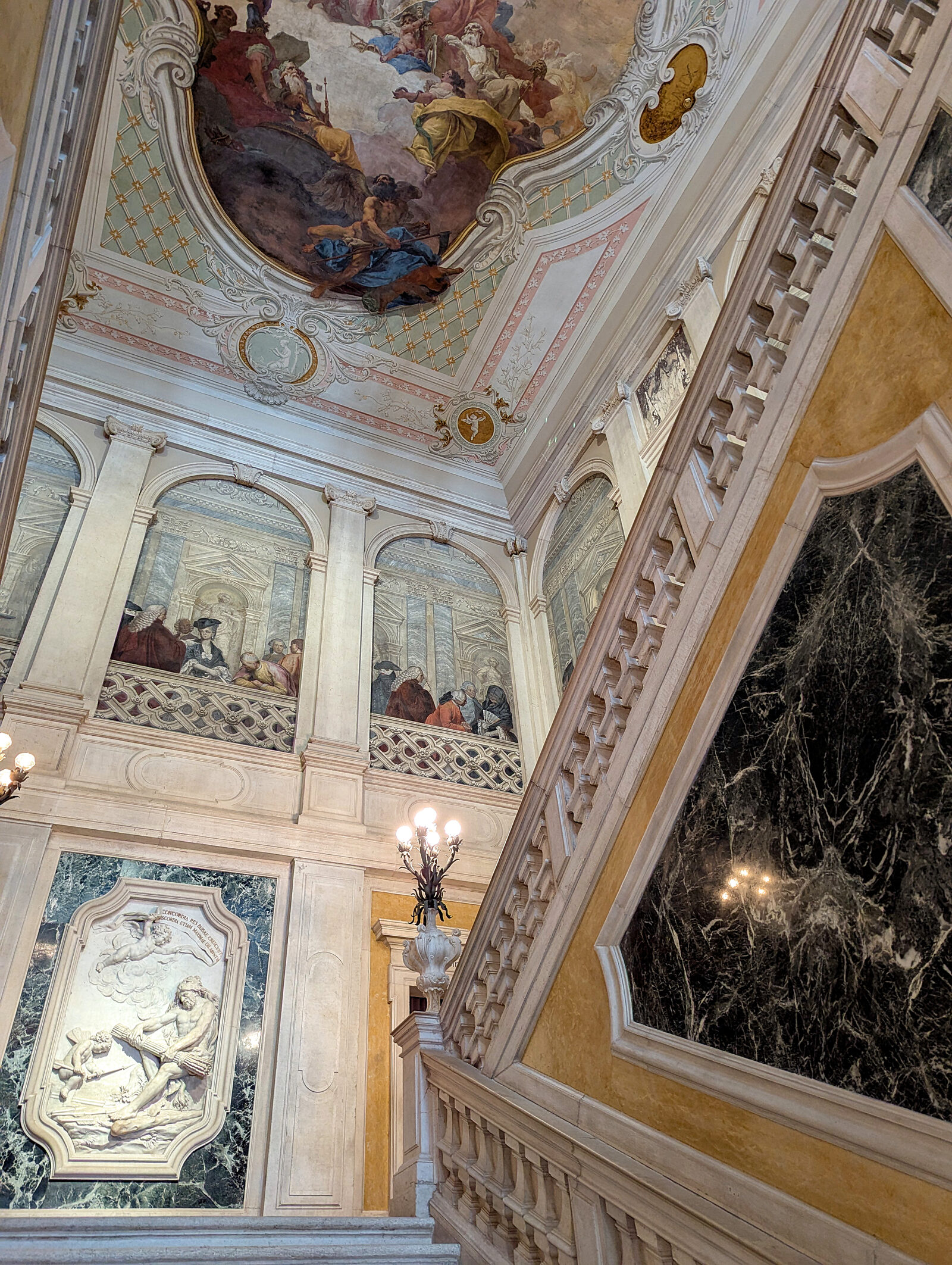 Palazzo Grassi : The other artistic decorations beyond the ceiling are equally remarkable, showcasing a flair for theatrical elegance and a bold desire to impress guests.