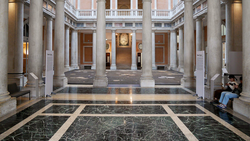 Palazzo Grassi : Picture yourself arriving by gondola — just as guests once did. This would be the first thing you see inside the palace — wow!