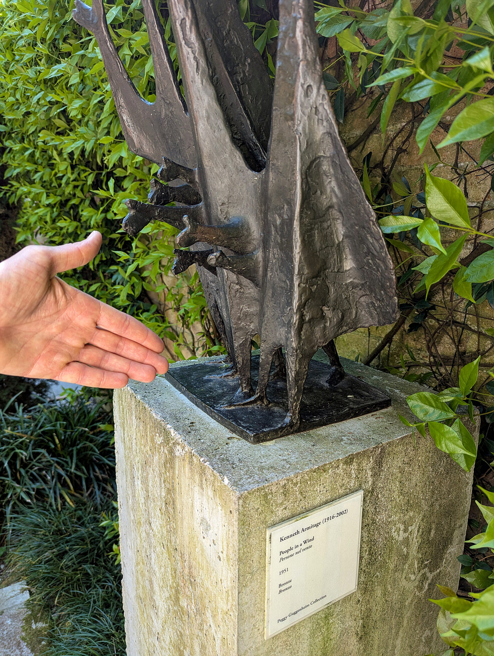 Peggy Guggenheim Collection : The scattered sculptures are open to interpretation - let your imagination lead the way