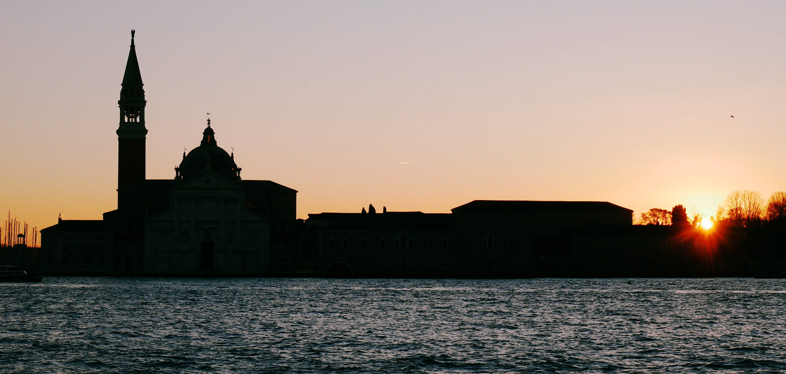 Punta della Dogana : And San Giorgio Maggiore when the sun is just about to come out.