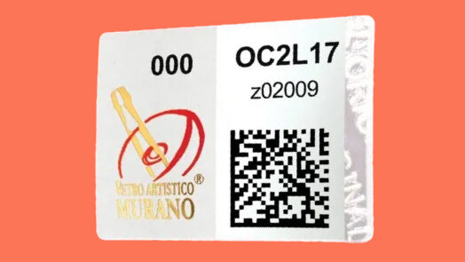 Rio dei Vetrai : The Vetro Artistico Murano seal is applied to glass products to certify that they were made on the island using traditional techniques