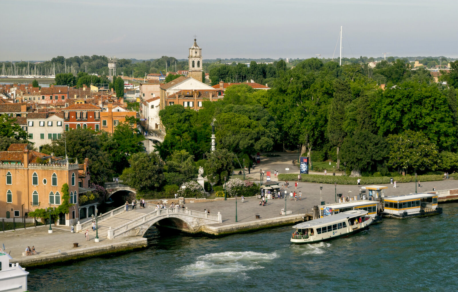 Riva degli Schiavoni : The waterfront eventually concludes nearly 1km away from its starting point, at Giardini della Biennale