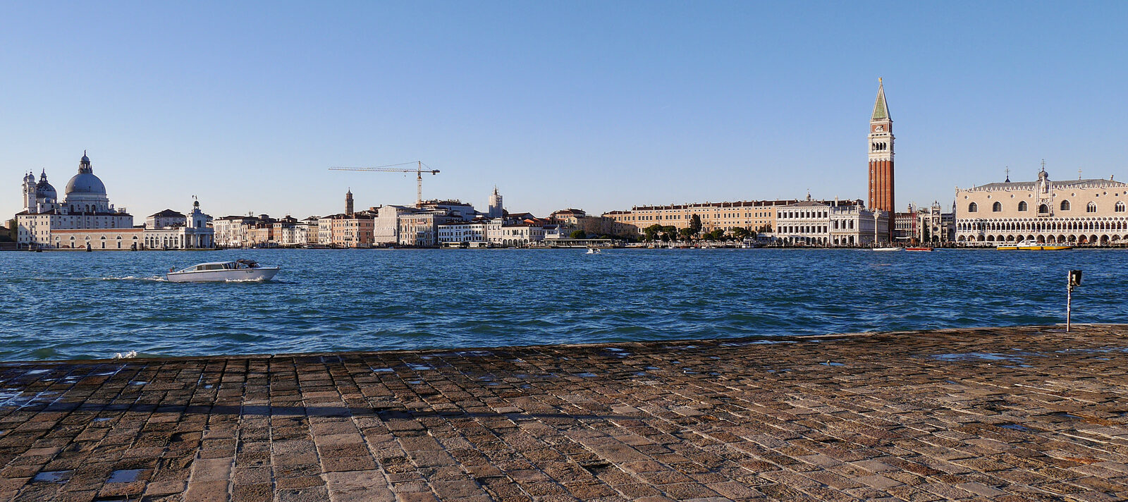 San Giorgio Maggiore : The breathtaking waterfront vista over Venice with the facade behind