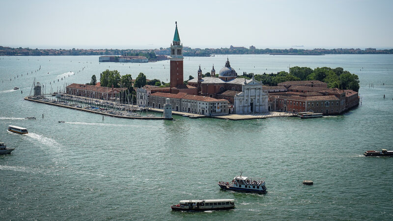 San Giorgio Maggiore : Uitzicht vanaf het verhoogde uitkijkpunt van Campanile van San Marco
