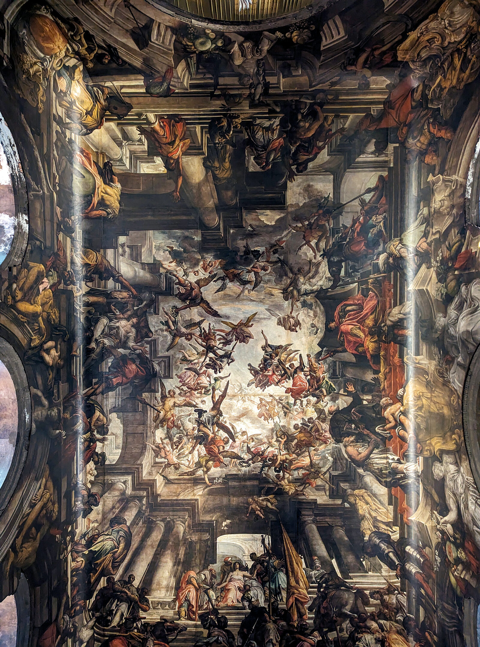 San Pantalon : It is not directly painted onto the church's ceiling; instead, it comprises 40 canvases sewn together to form one expansive painting on canvas, making it the largest of its kind
