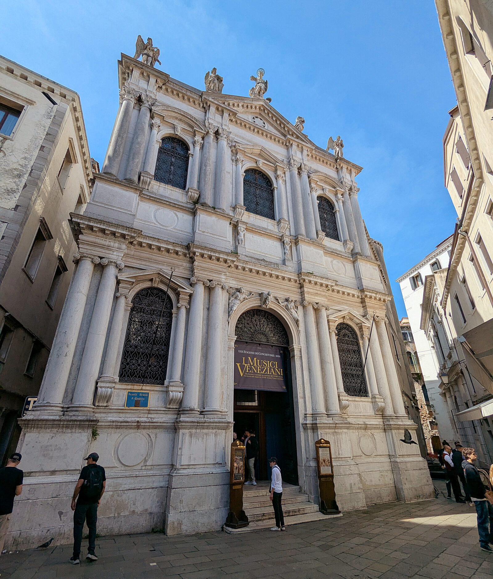 San Salvador : In fact, the facade of the San Teodoro blends seamlessly with that of San Salvador — not by coincidence, but because both were designed by the same architect, Antonio Sardi