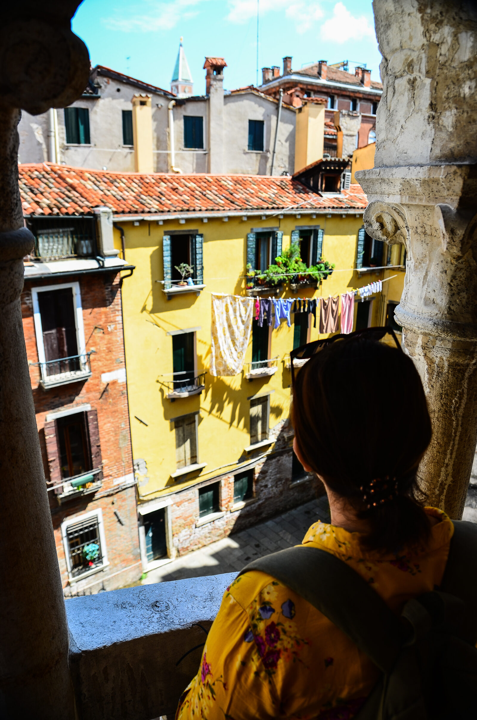 Palazzo Contarini del Bovolo : It's the only climb in Venice with continuous views outside on the way up