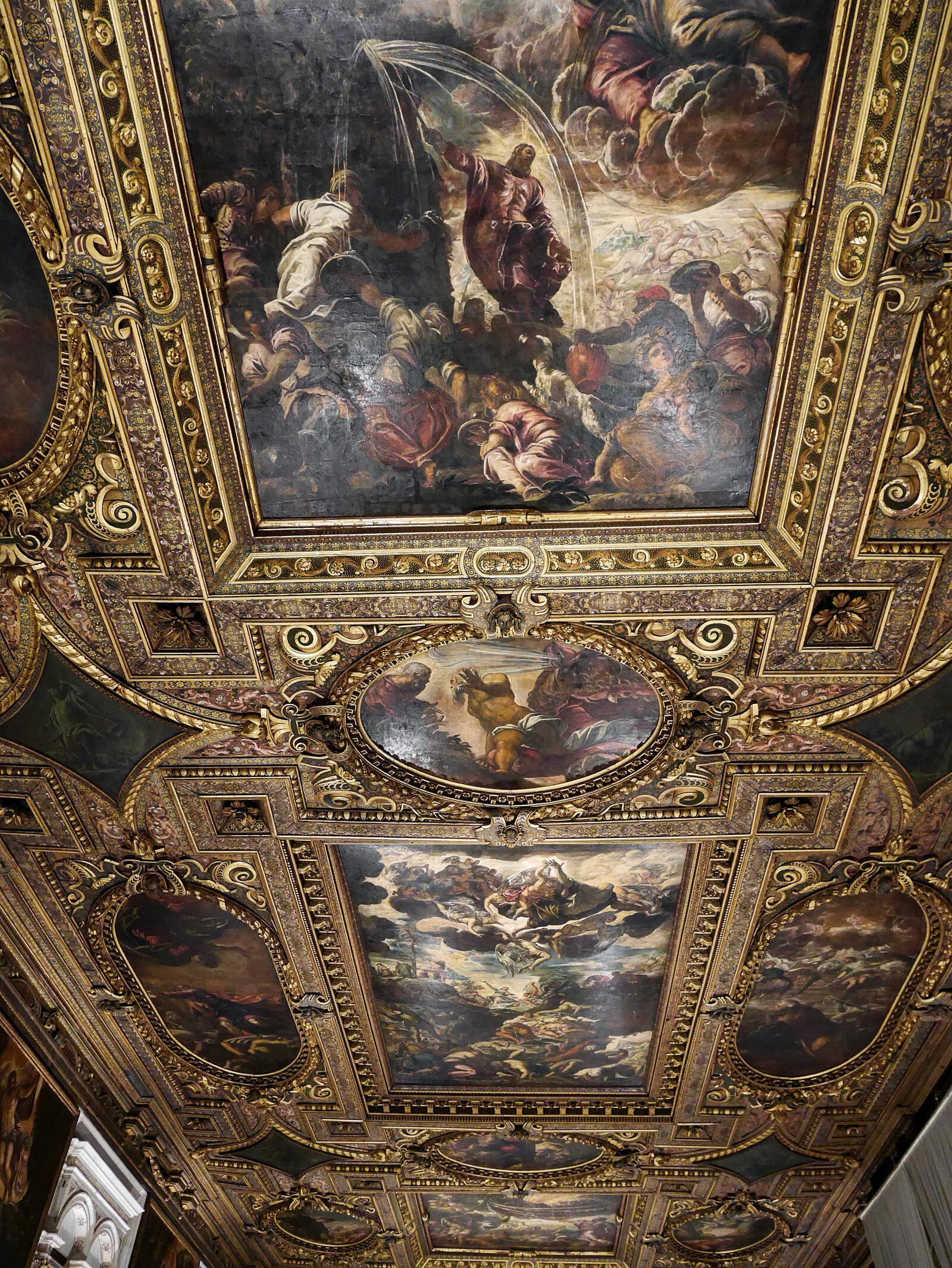 Scuola di San Rocco : Tintoretto's paintings on the ceiling depict stories from the Old Testament