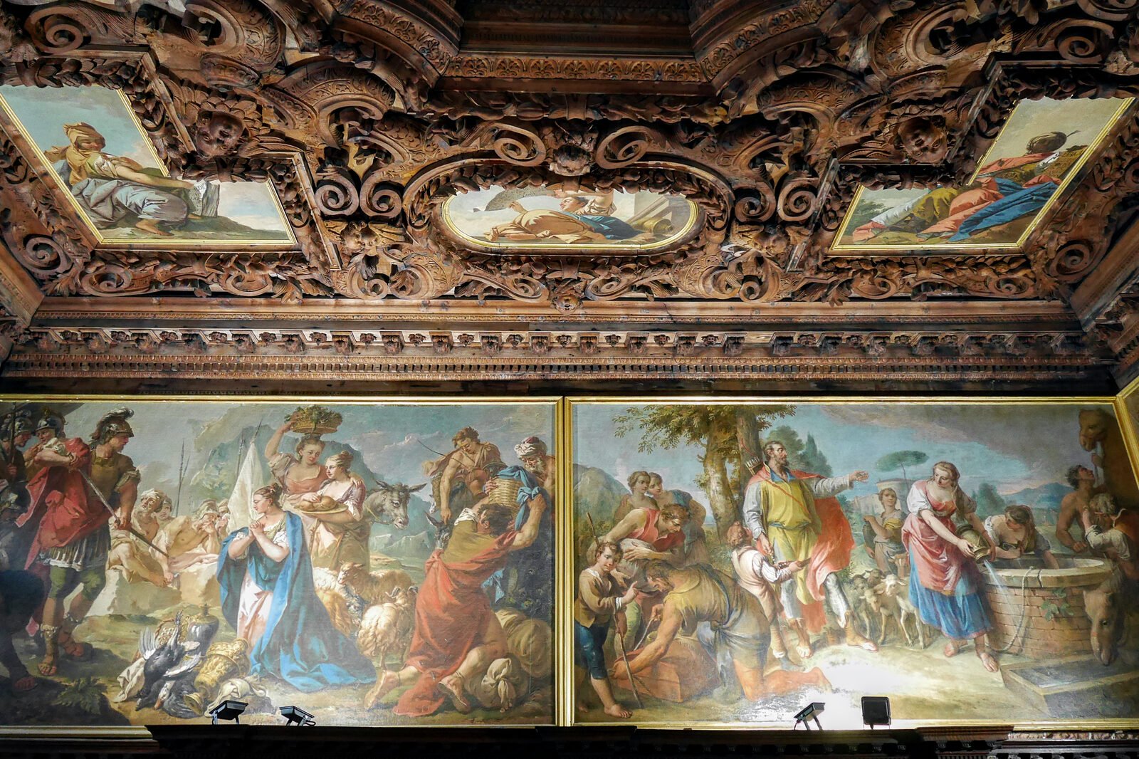 Scuola Grande Carmini : Back upstairs, the elaborate woodwork sets the Archive room apart