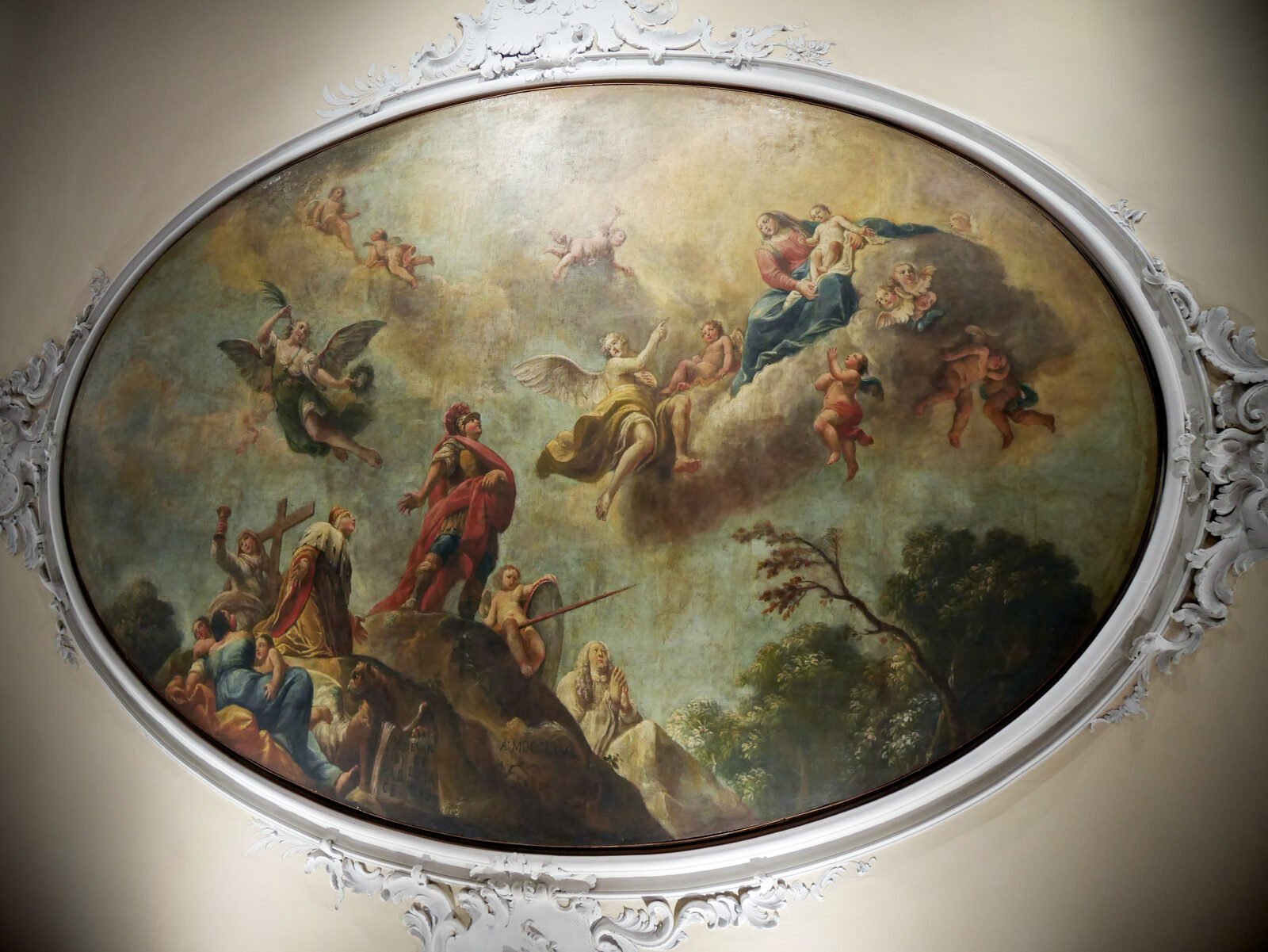 Scuola Grande San Teodoro : During the concert, your eyes will inevitably be drawn to the marvelous ceiling, which depicts the soldier St. Theodore offering Venice as a gift to the Virgin Mary