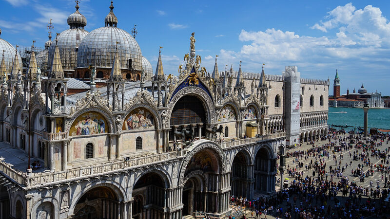 St. Mark's Basilica : The western facade, with the adjacent Doge's Palace and the lagoon in the background, as seen from Clock Tower