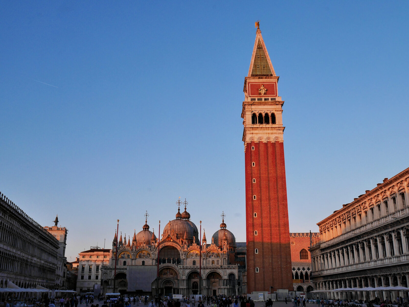 Piazza San Marco : This side of the square becomes particularly spectacular at sunset