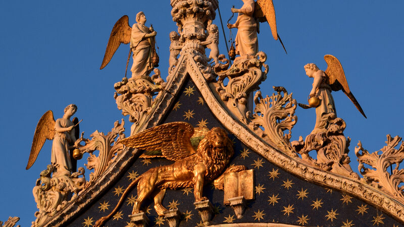 Piazza San Marco : Sunset being one of the most extraordinary times to take in the beauty of St. Mark's Basilica facade