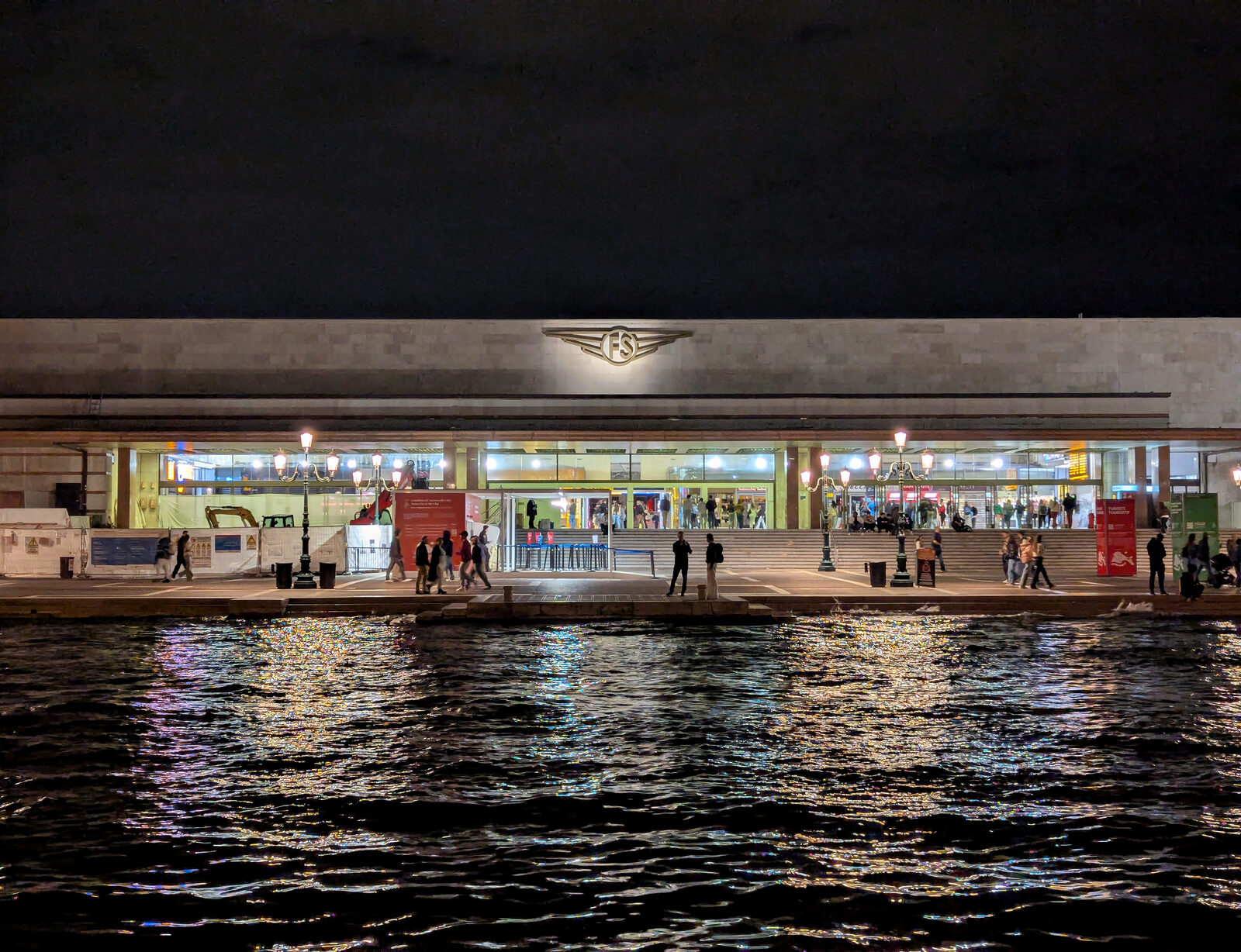 Venice Train Station : Interestingly, this isn’t the original station Venice once had